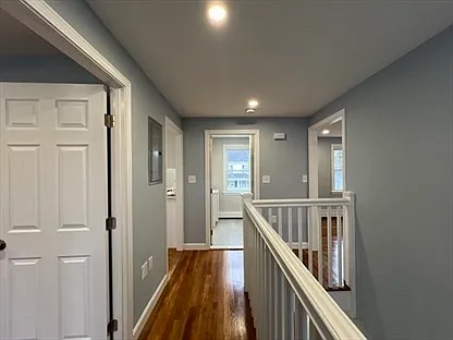 29 Newton Pl #2 — Photo 16