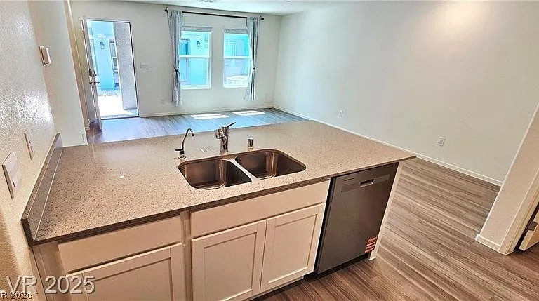 9455 Calm Stream Ave — Photo 8