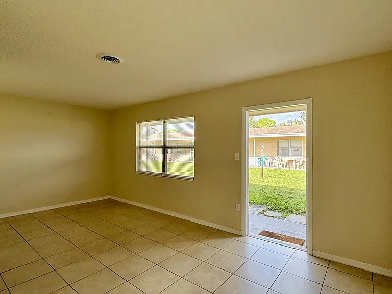 620 Guild Dr — Photo 6