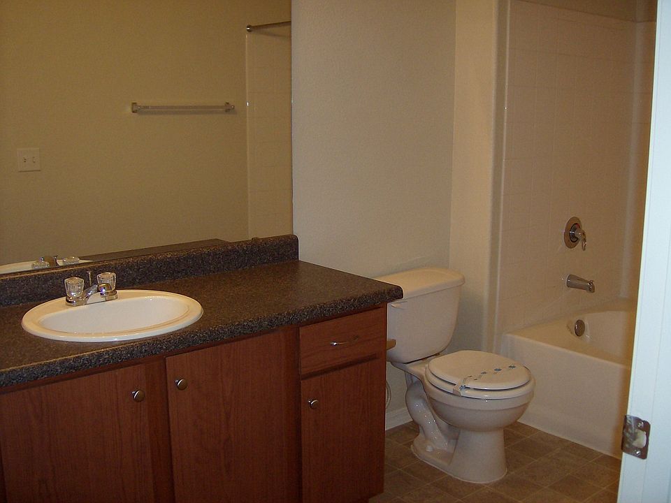 2nd image of 1941 S Pierpont APT 2133
