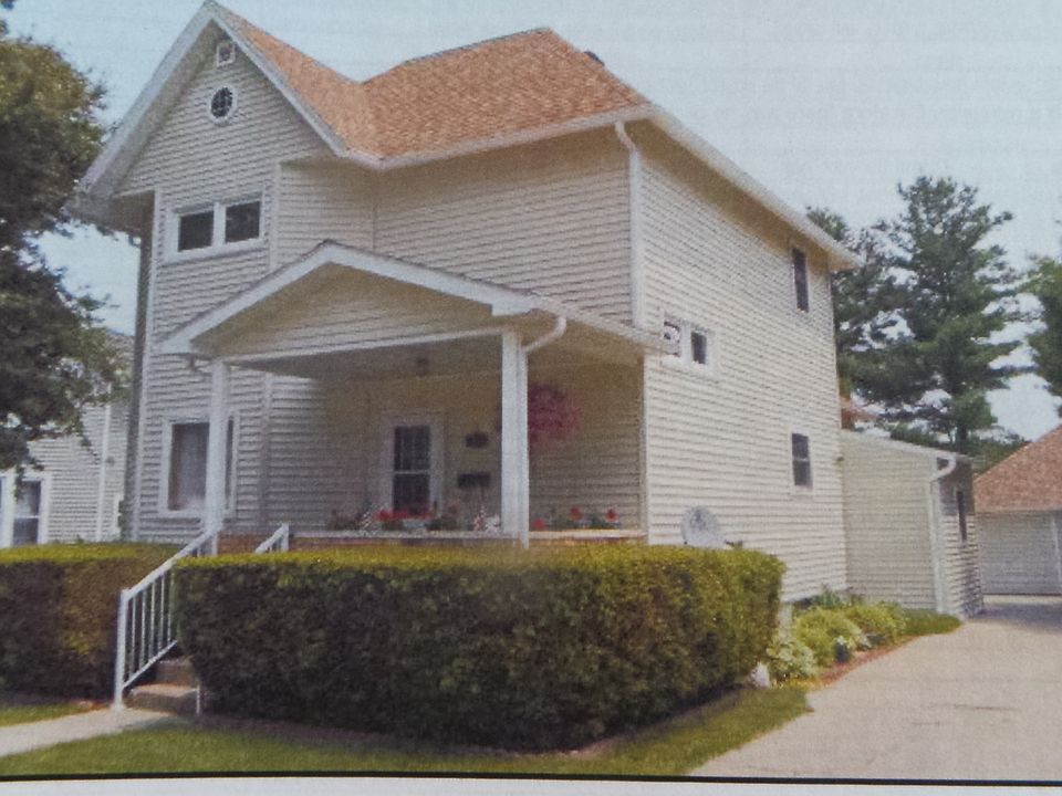 828 S. Adams Street