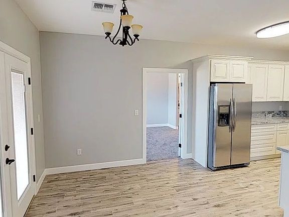 4th image of 8435 S Navajo Dr