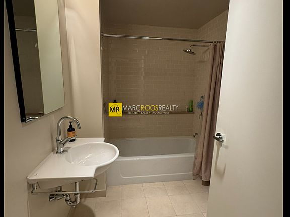 5th image of 285 Columbus Ave #507