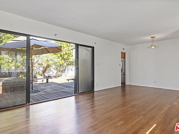 2nd image of 5441 W 138th Pl