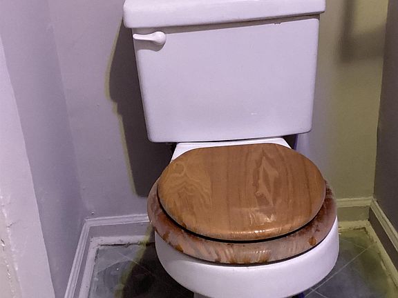 5th image of 407 S Emory St