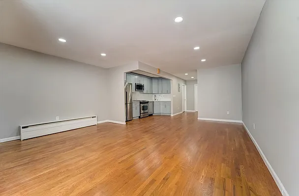 Rented by Casa Blanca Real Estate | media 14