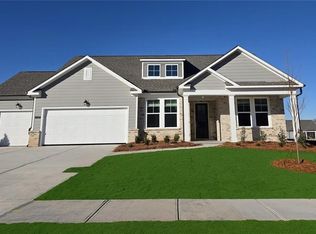 327 Grand Wehunt Dr, Hoschton, GA 30548