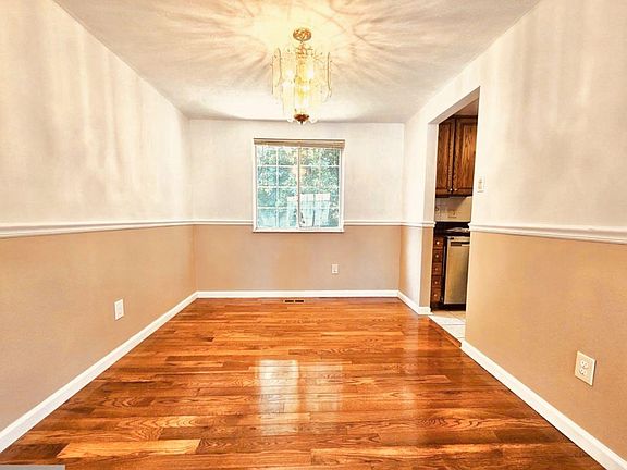 5th image of 8465 Summer Breeze Ln
