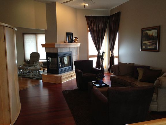 5th image of 8609 S 100th St