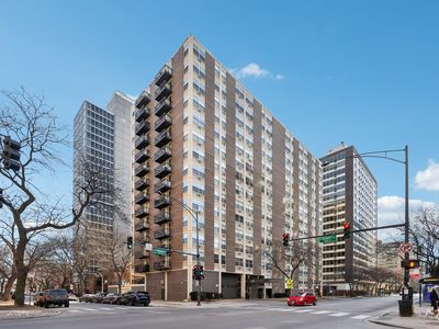 3033 N Sheridan Rd APT 406, Chicago, IL, 60657