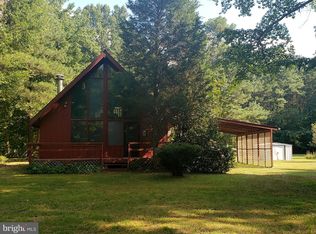 272 N Glebe Rd, Montross, VA 22520