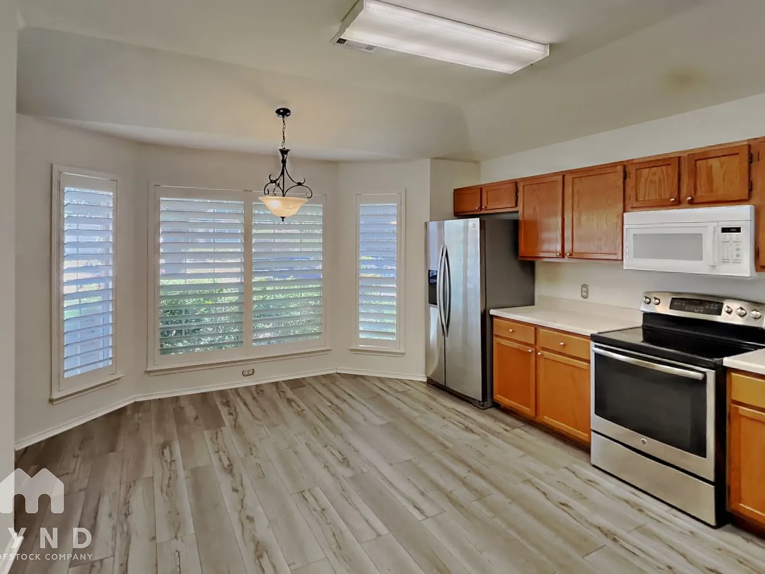 3 bed, 2.0 bath, 1892 sqft, $1,590 — Photo 4