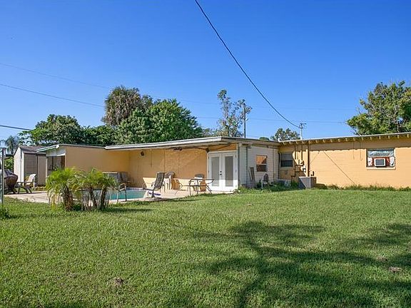 5th image of 1727 Hollis Dr