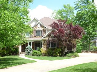 164 Barnstaple Dr, Daniels, WV 25832