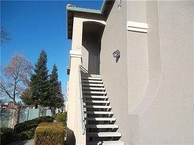 3rd image of 5201 Laguna Oaks Dr Unit 32