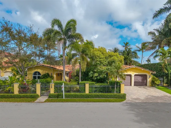 330 Royal Plaza Dr, Fort Lauderdale, FL 33301