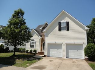 5105 Casland Dr, Raleigh, NC 27604