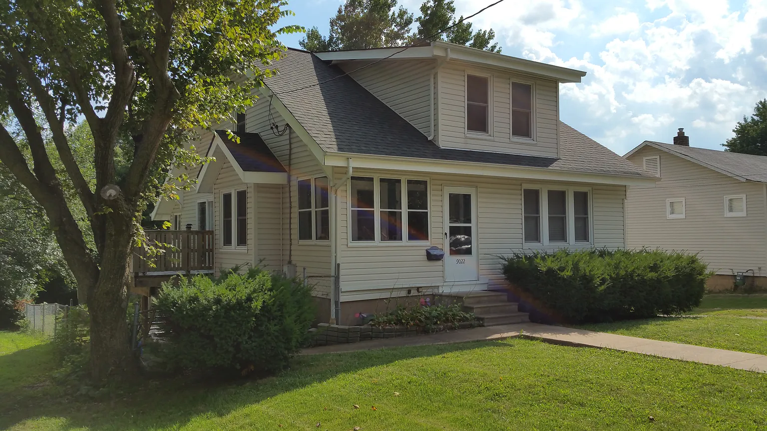 9022 Burton Ave photo 1