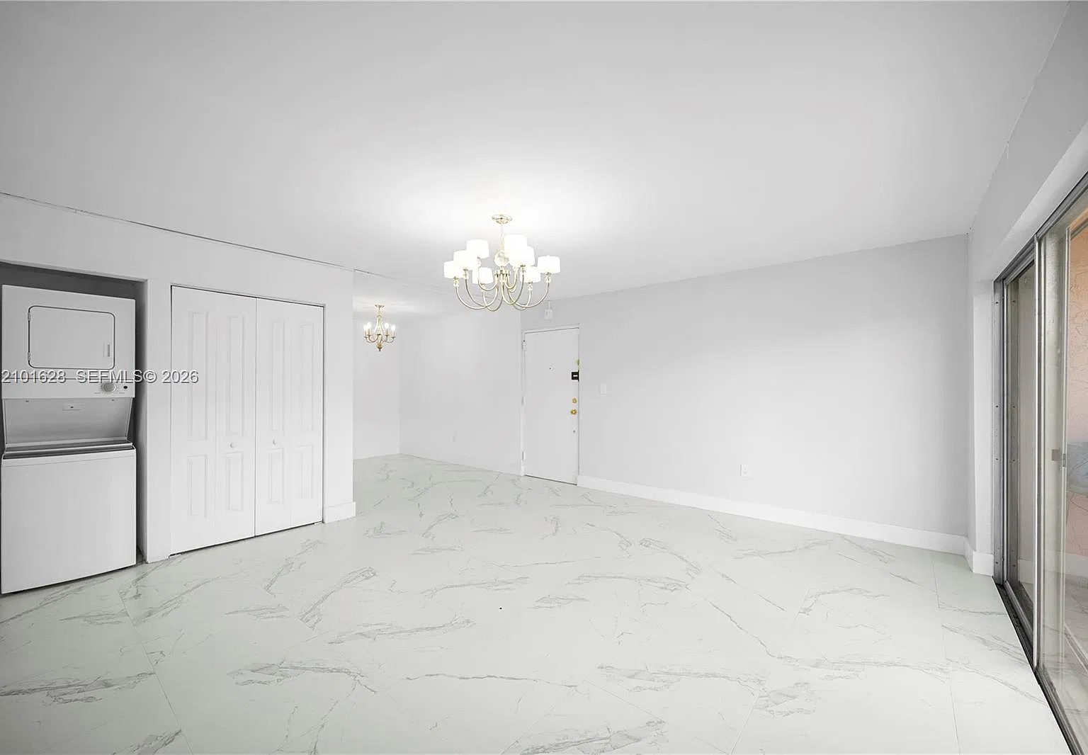 7105 Miami Lakes Dr — Photo 2