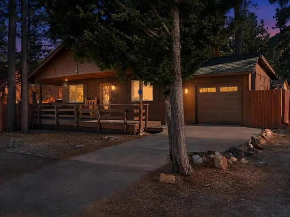 332 E Fairway Blvd, Big Bear City, CA 92314