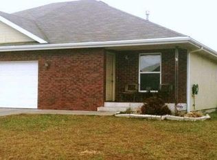 1816 SE 44th Ter, Topeka, KS 66609