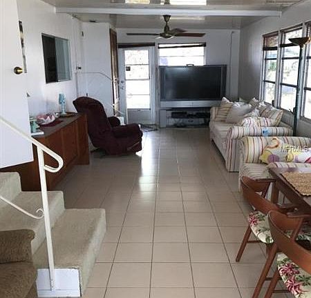 4th image of 27 Woodruff Way