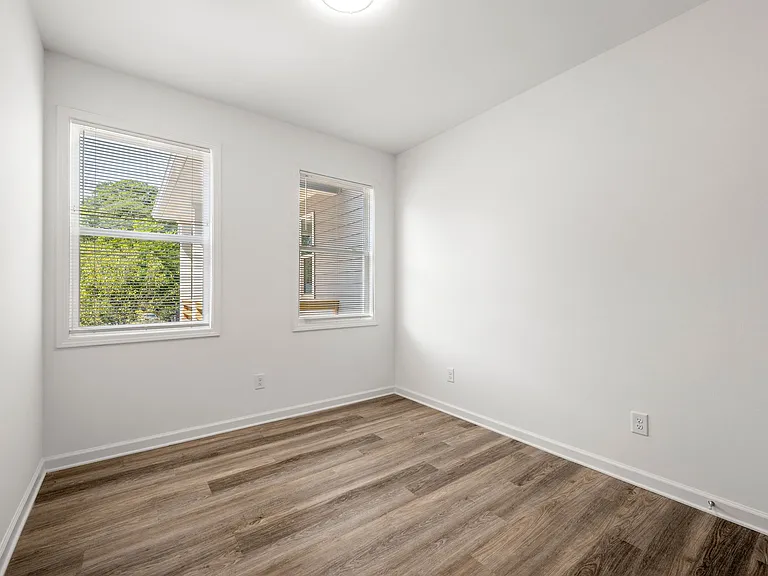 255 Love St SW #B2 — Photo 15