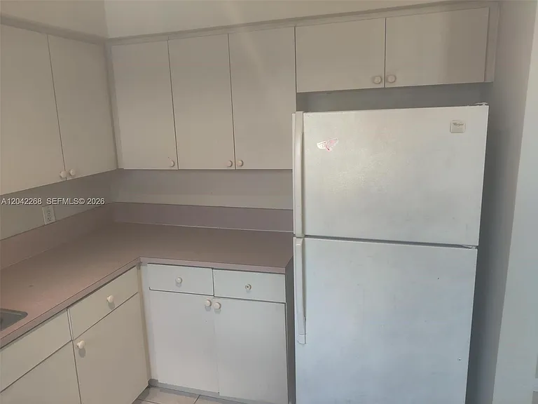 844 SW 10th St #3 — Photo 13