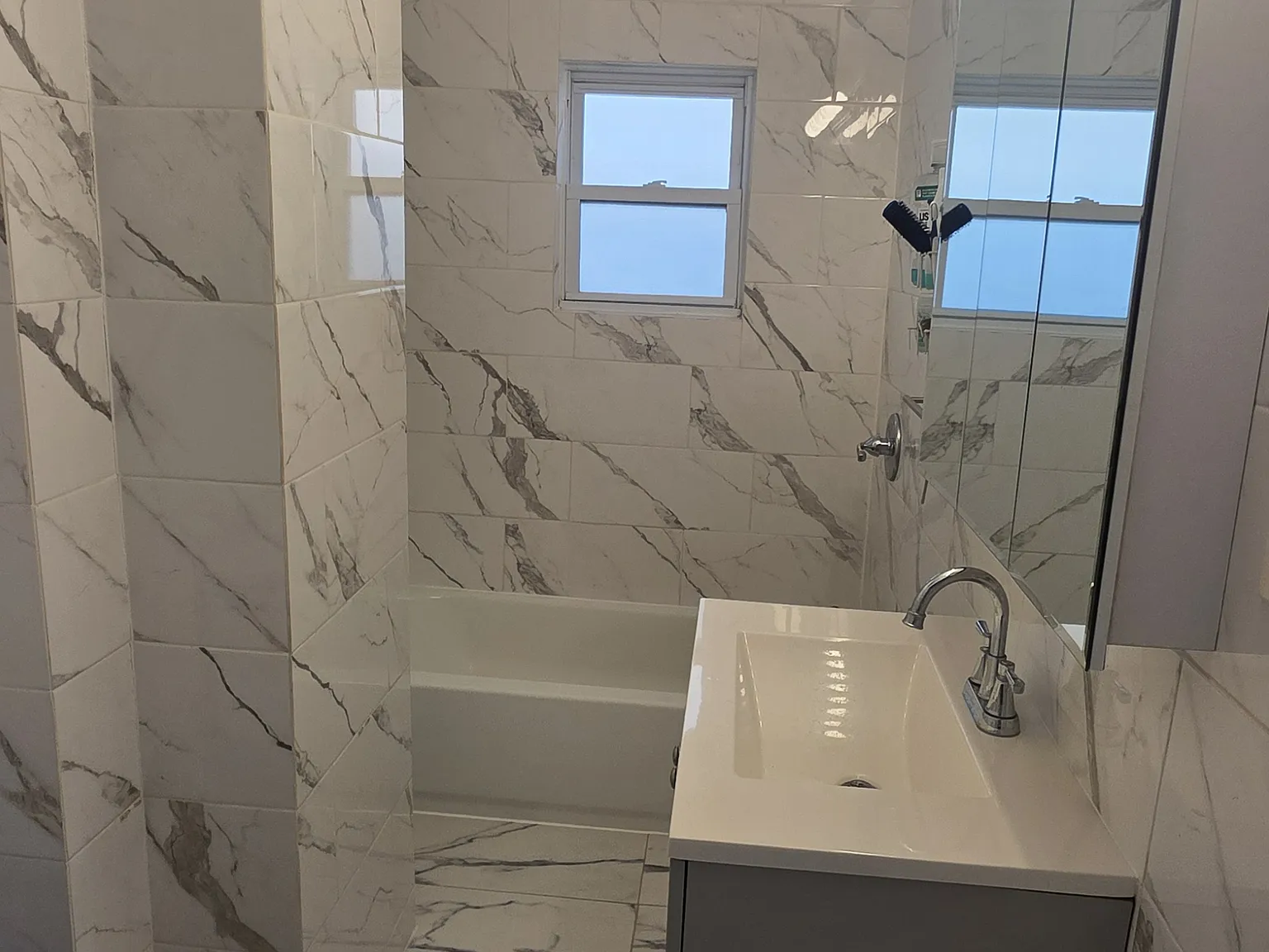 4 bed, 1650 sqft, $2,500 — Photo 3