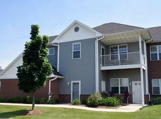 695 W Dekora St, Saukville, WI 53080