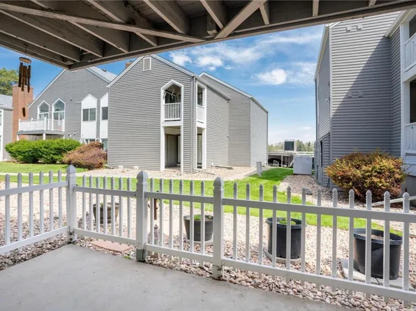 3349 S Monaco Pkwy APT B, Denver, CO 80222