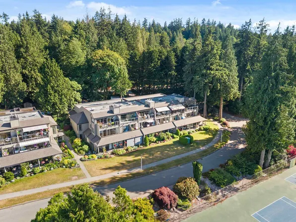 14025 Nico Wynd Pl #7, Surrey, BC V4P 1J2