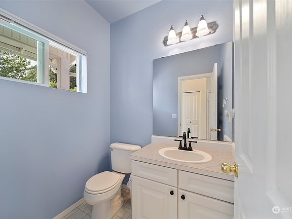 5th image of 524 Bungalow Drive NW
