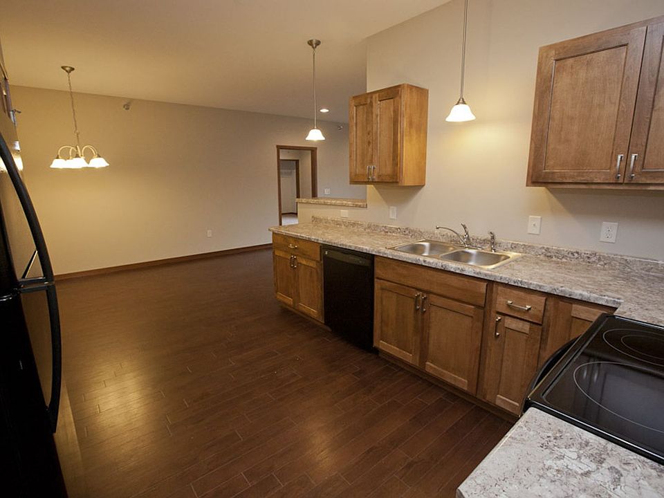 Firehouse Apartments 2010 6th St Eau Claire WI Zillow