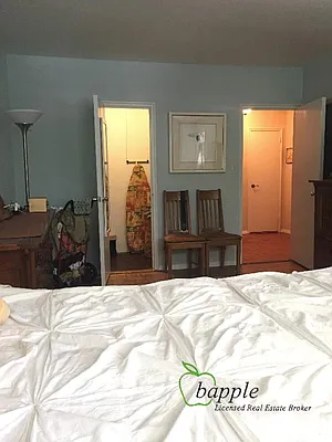 Sold by Bapple | media 10