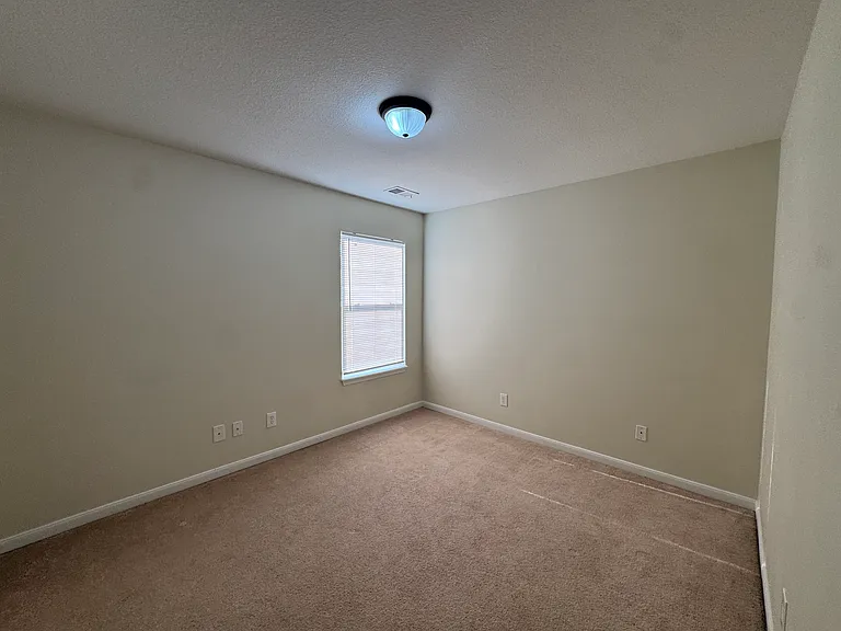 8123 N Drury Ave — Photo 9