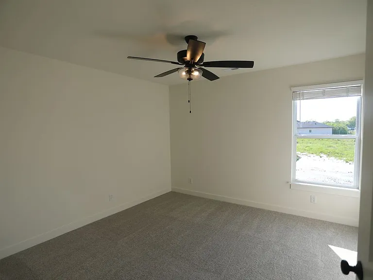 4605 Chambers Bay Dr — Photo 36