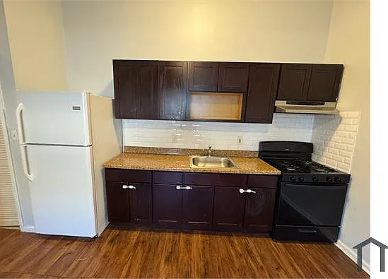 546 Prospect St #6 — Photo 1