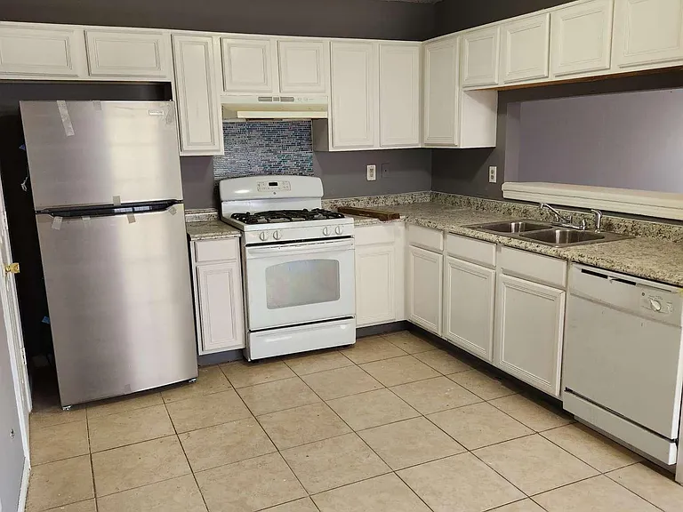 3439 Lehigh Way — Photo 3
