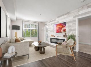 14605 McDougall Dr #101, Surrey, BC V4P 0G7