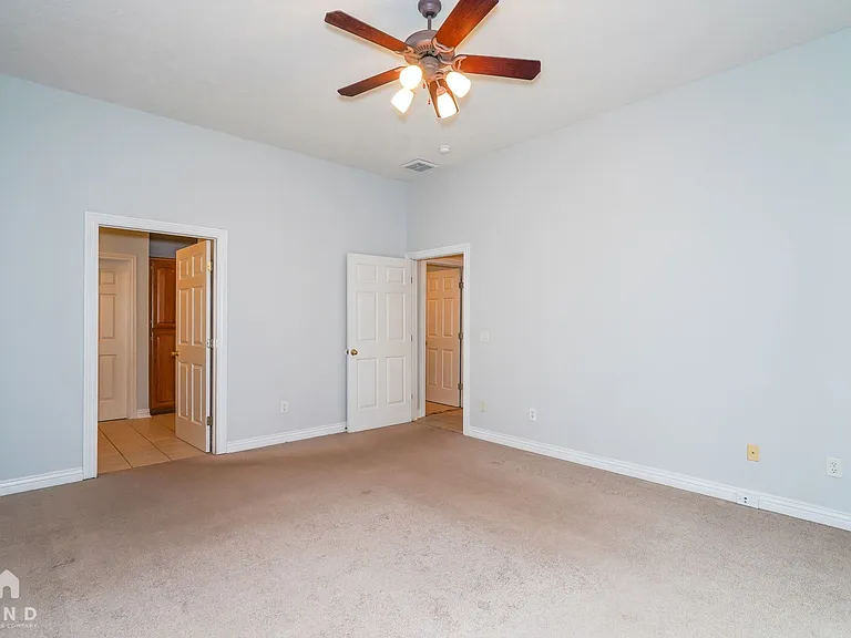 3253 Kickapoo Ave — Photo 12