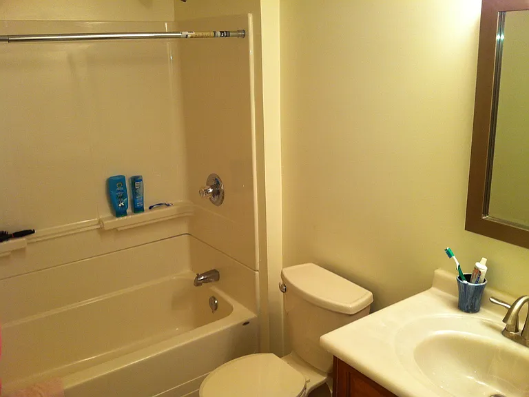 208 Williams St #3 — Photo 7