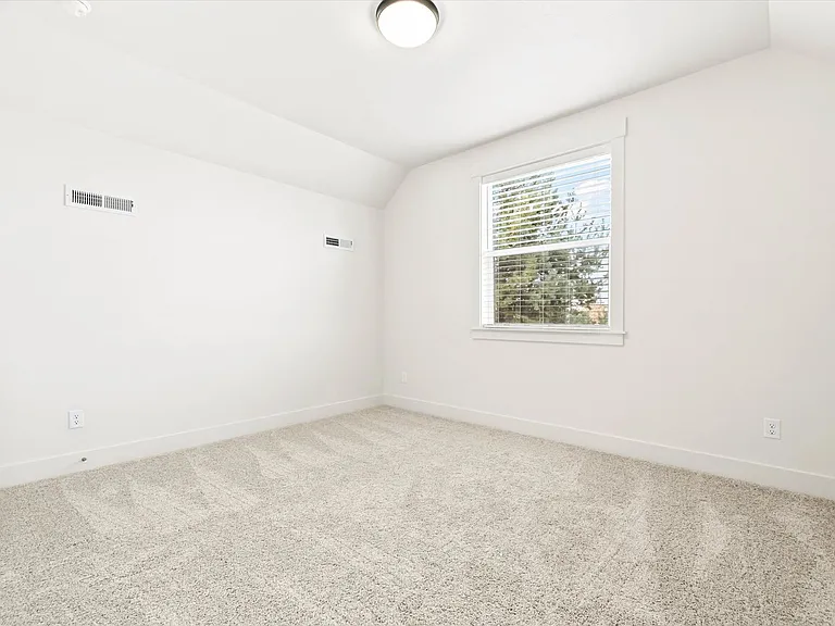 319 N Sauer River Ln — Photo 28