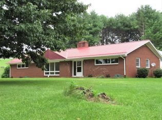 714 Justice Rd, Galax, VA 24333