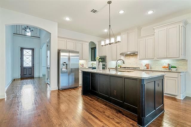 1st image of 2524 Gosling Dr