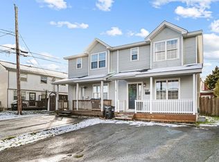 14 Ledum Pl, St. John's, NL A1B5A4