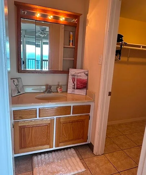 15002 Windward Dr #706 — Photo 5
