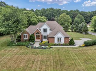 1 Eastwood Dr, Milan, OH 44846