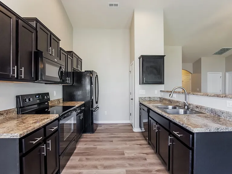 1116 Black Diamond Dr — Photo 9
