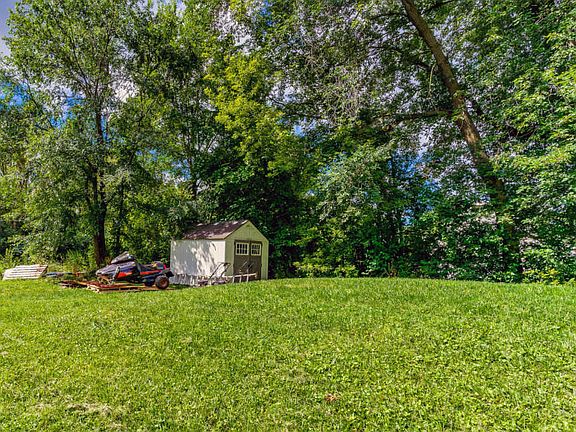 2nd image of 22229 W North Dr